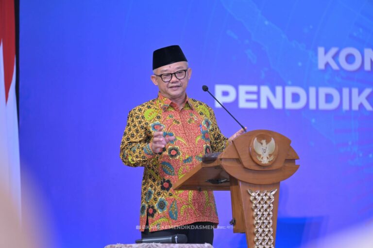 Terima Rekomendasi Konsolnas, Mendikdasmen Apresiasi Dedikasi dan Masukan Peserta
