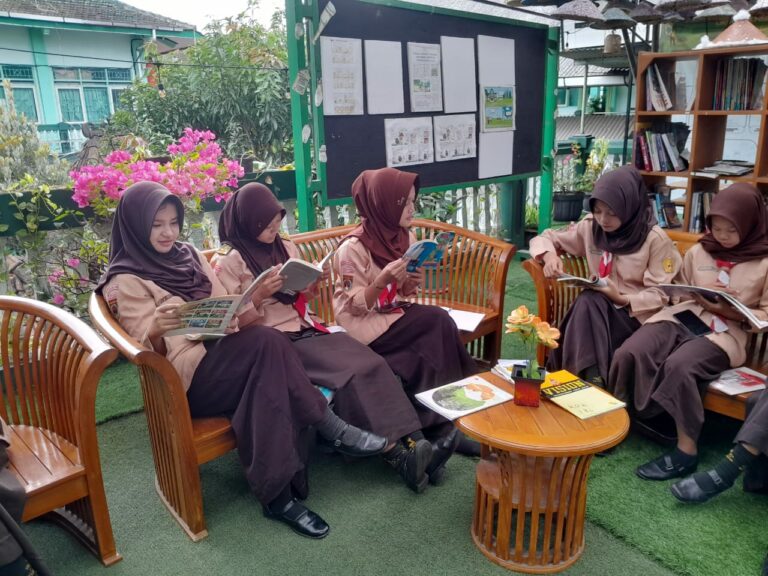 Pagi yang Mengubah Cara Belajar Siswa di Jawa Tengah