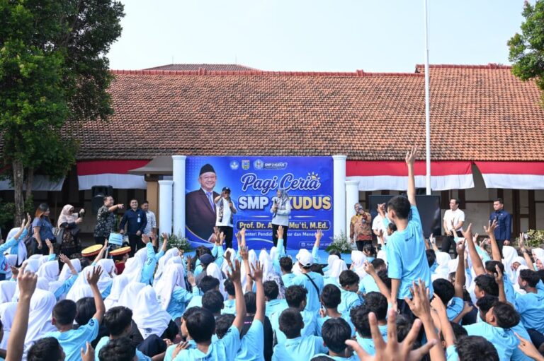 Bangun Budaya Pendidikan dengan Jurnal Digital 7 KAIH